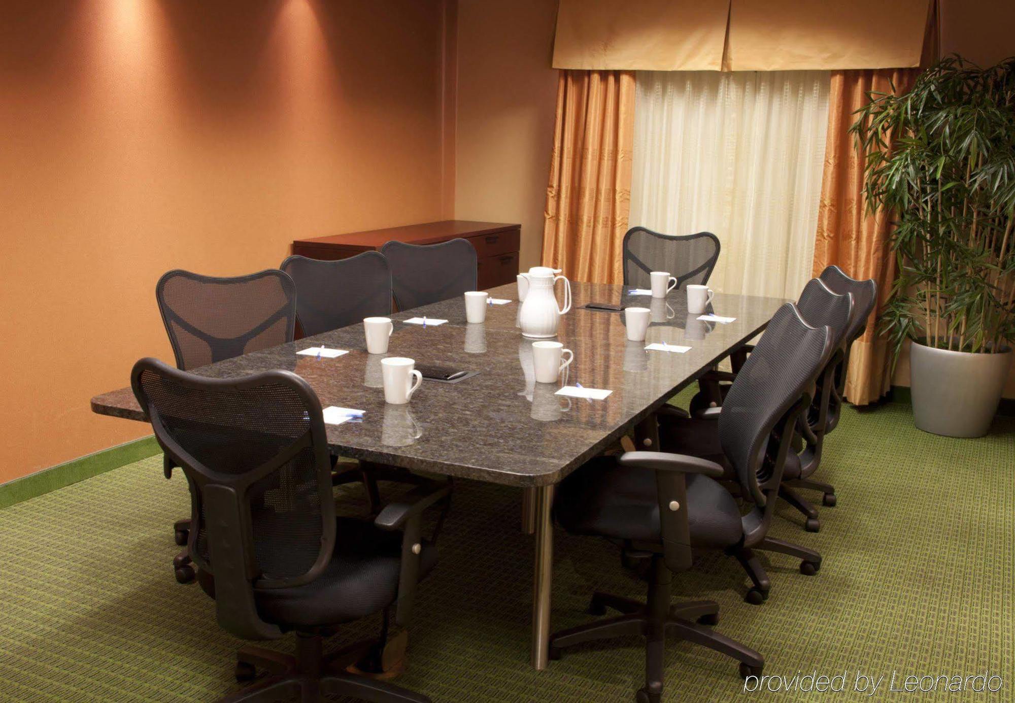 Fairfield Inn & Suites By Marriott Texarkana İş olanakları fotoğraf